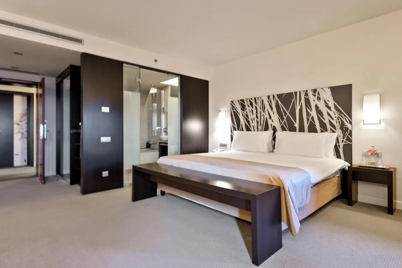 Ramada Plaza By Wyndham Bucharest Convention Center Hotel