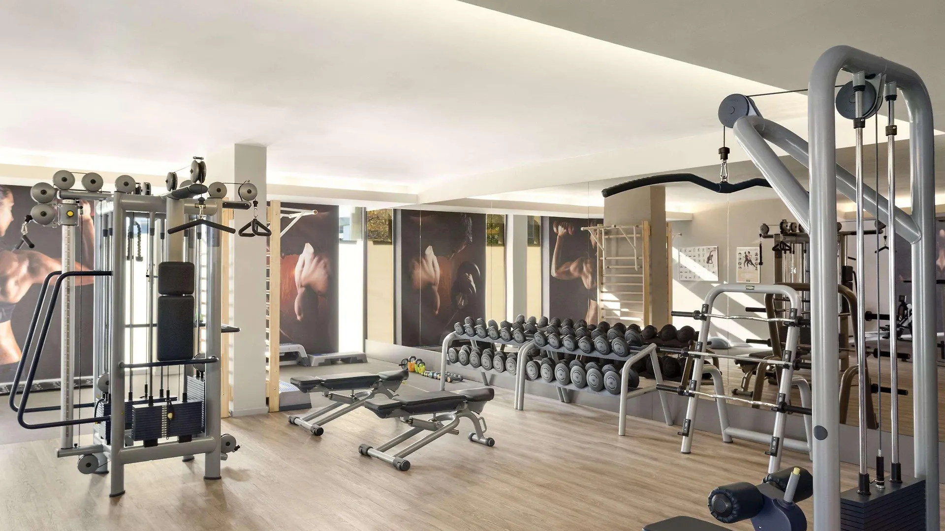 Ramada Plaza By Wyndham Bucharest Convention Center Hotel