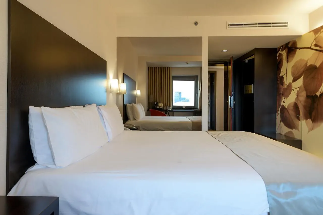 Ramada Plaza By Wyndham Bucharest Convention Center Hotel